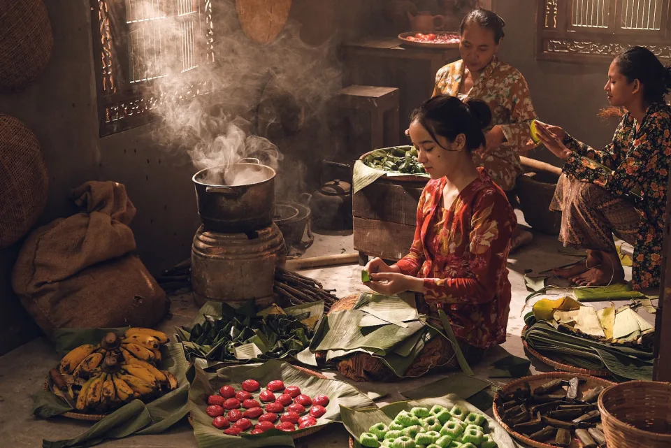 Bàn ăn tại Oldmorning Cafe